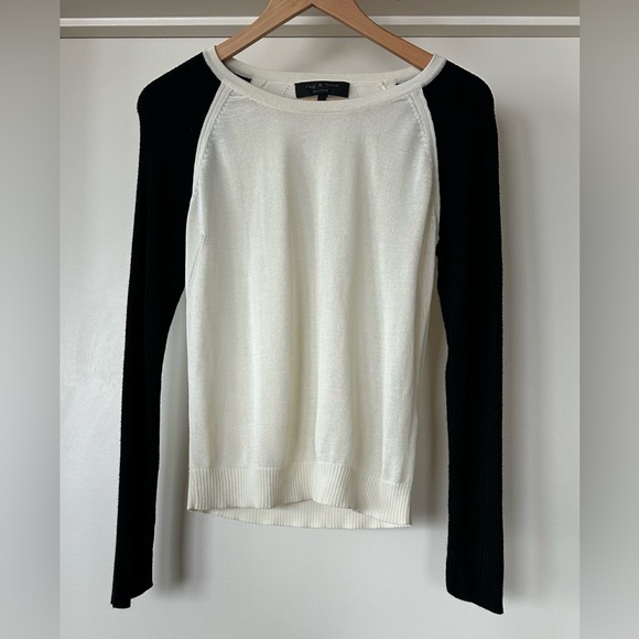 rag & bone Sweaters - Rag & Bone Colorblock Lightweight Sweater in Cream/Black. Size S